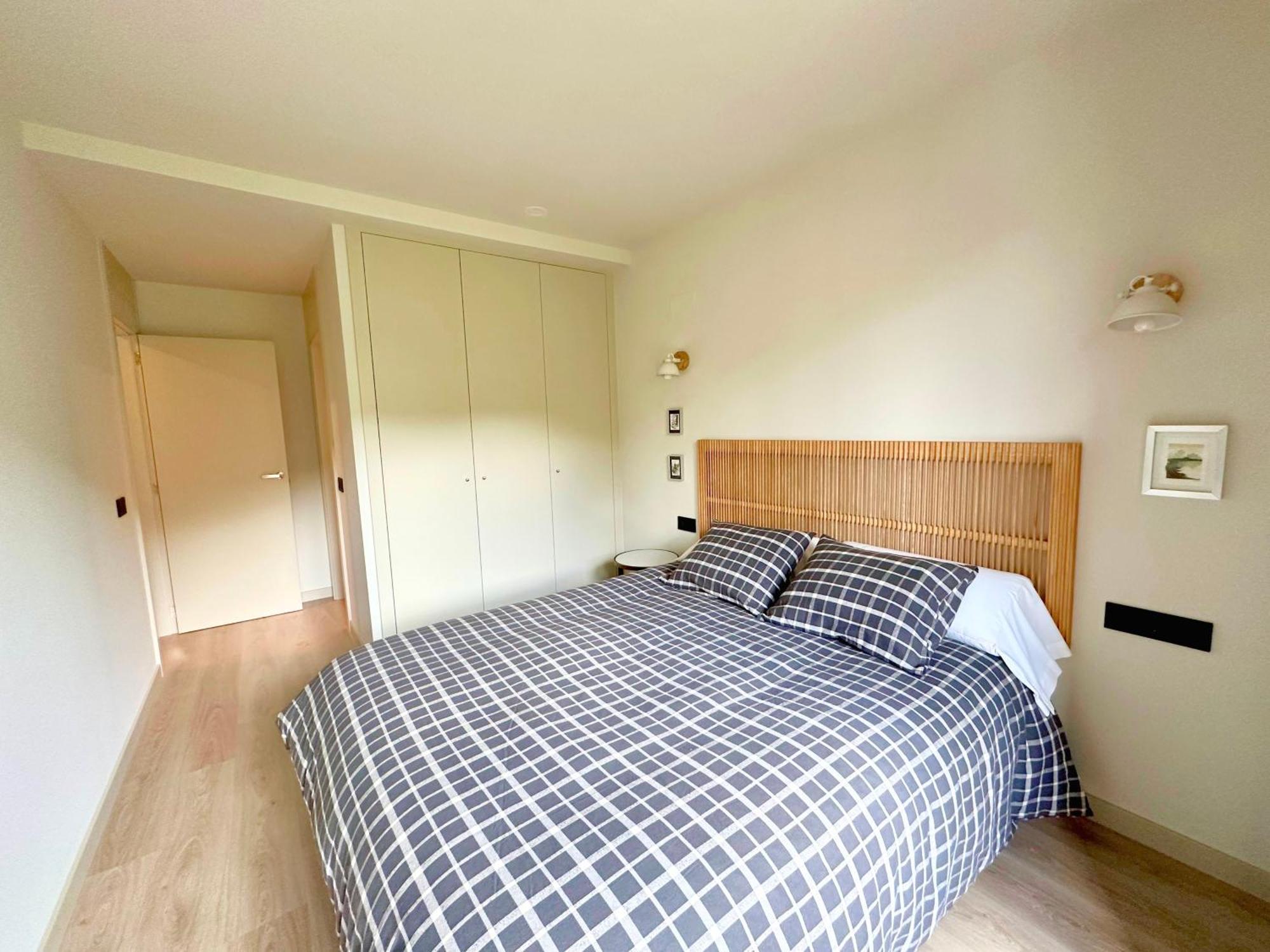 Bpirineos-Besurta Apartment เบนาสเก ภายนอก รูปภาพ